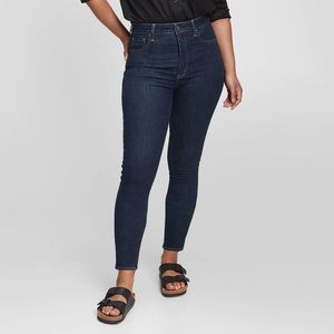 Gap Sky High Rise Universal Jeggings